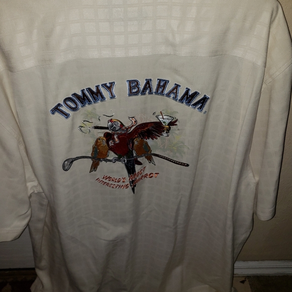 Men's Shirt - Picture 2 of 4